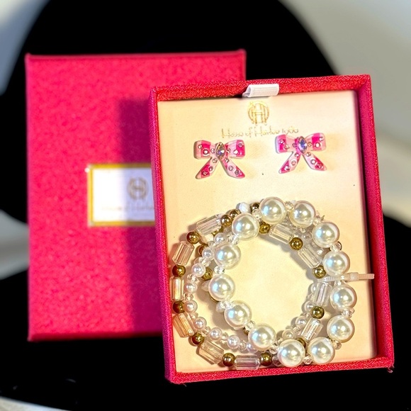 House of Harlow Pearl Bracelet & Pink Bow Earring Bundle - Picture 1 of 4